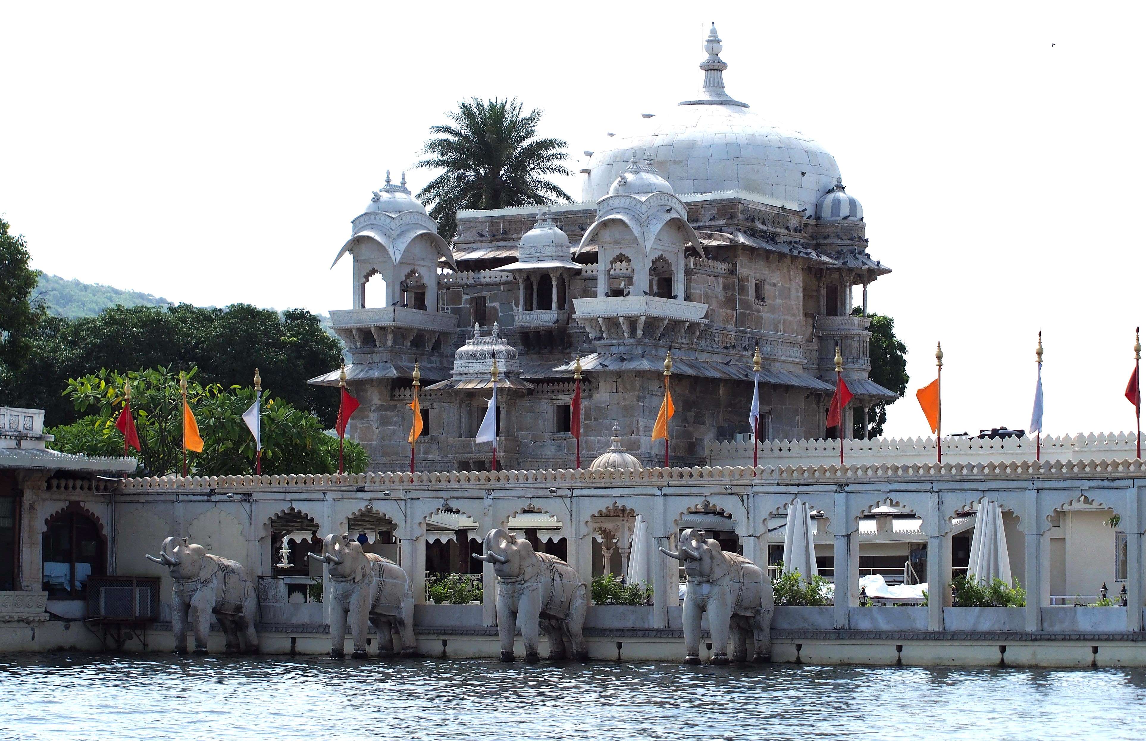Jour 6 - JODHPUR - RANAKPUR  - UDAIPUR (260 KM)